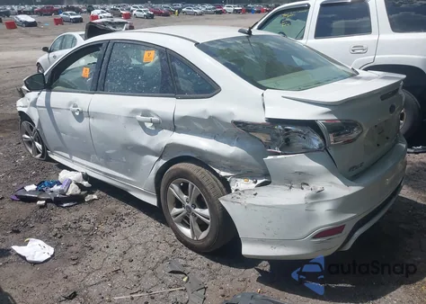 2015 Ford Focus Se z USA, uszkodzony, nr VIN 1FADP3F20FL260905